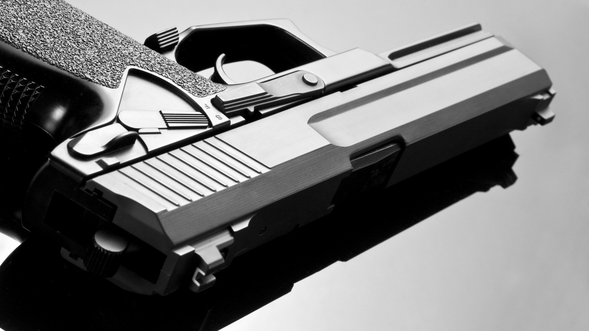 _雄鹿队字母哥连续佳绩，领跑联盟_，雄鹿主帅_字母哥取得很好进展 但无复出时