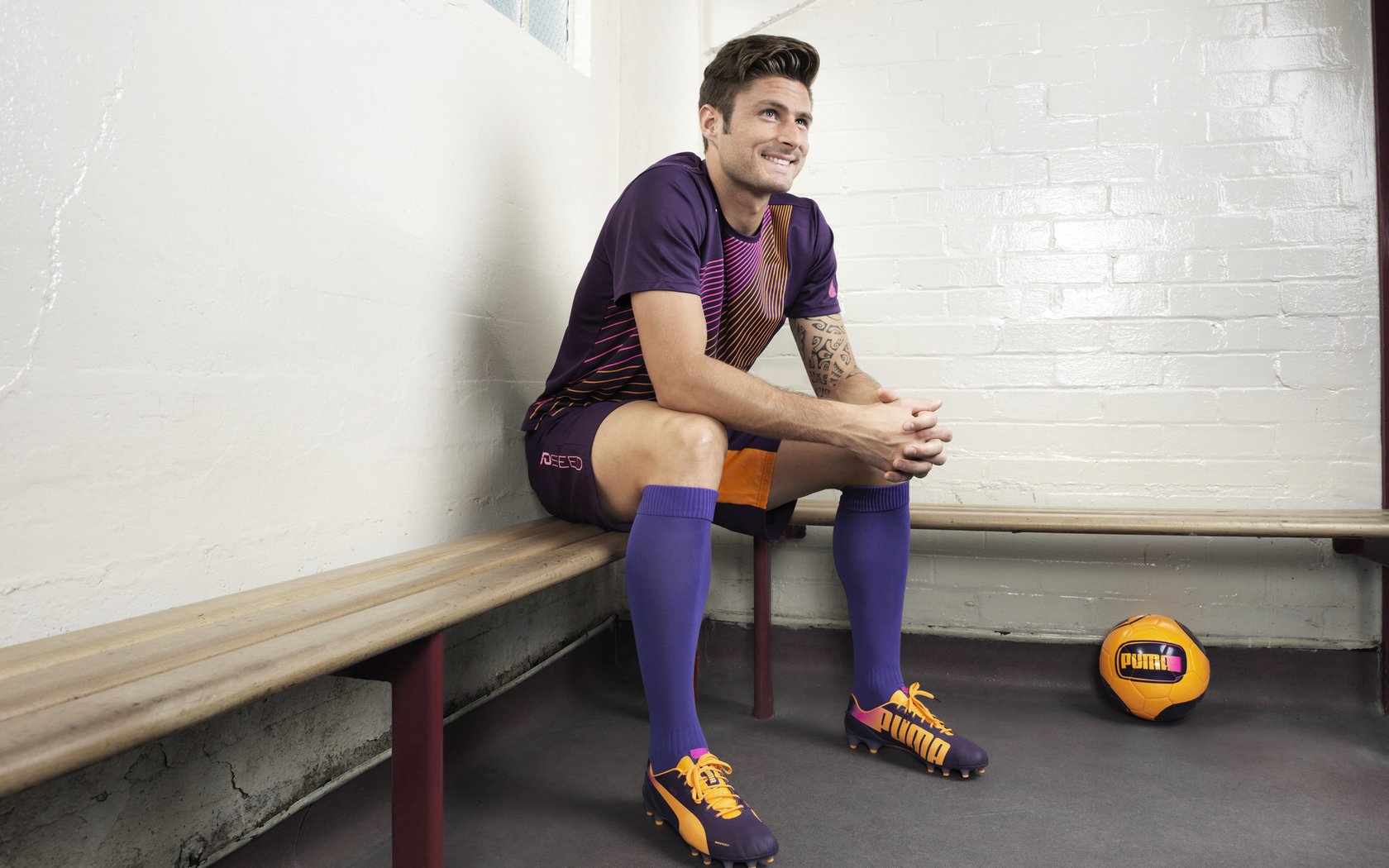 换人战术分析：谁的“战术神器”最厉害？，什么是战术换弹