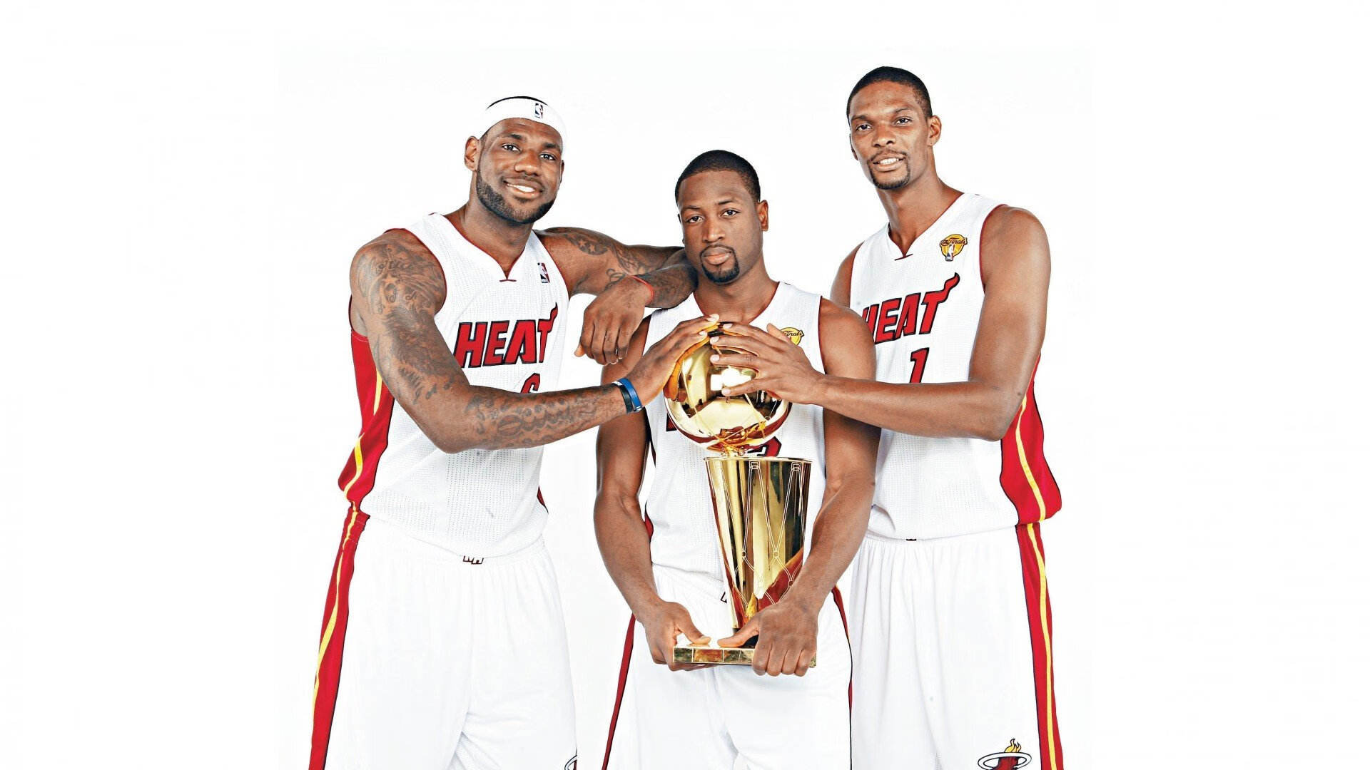 新星恩德里克在对阵墨西哥的热身赛中打入制胜球，助巴西3-2获胜，恩里克西班牙队